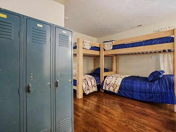 5th image of 9018 S Pointe Ridge Ln #10