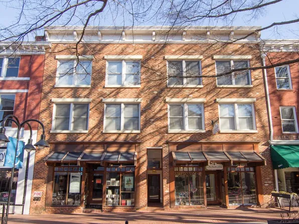 West Main Street Apartments (market st), 122-124 W Market St #122, Charlottesville, VA 22902