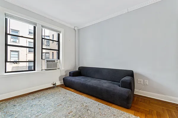 Rented by Avi Nash Associates | media 5