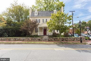 1st image of 818 Sophia St