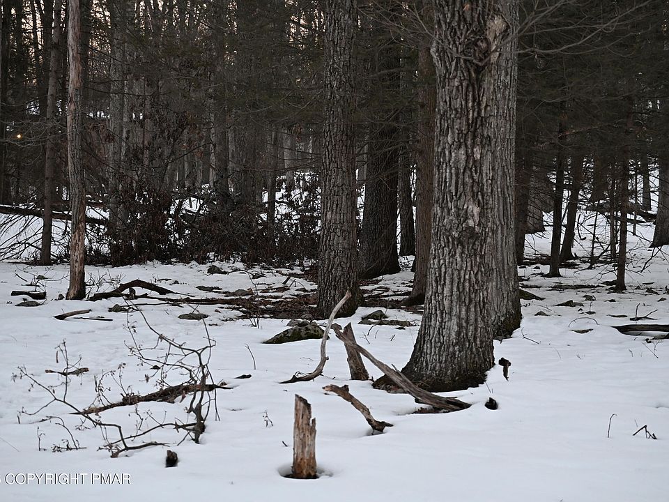 1st image of 1121 Broken Ski Rd