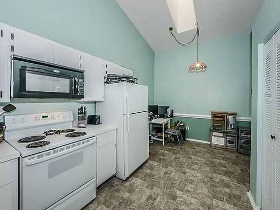 4th image of 39650 Us Highway 19 N APT 641