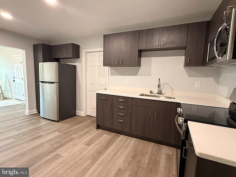 603 Main St — Photo 12