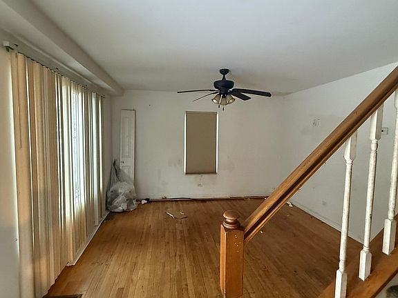 2nd image of 200 E 141st St