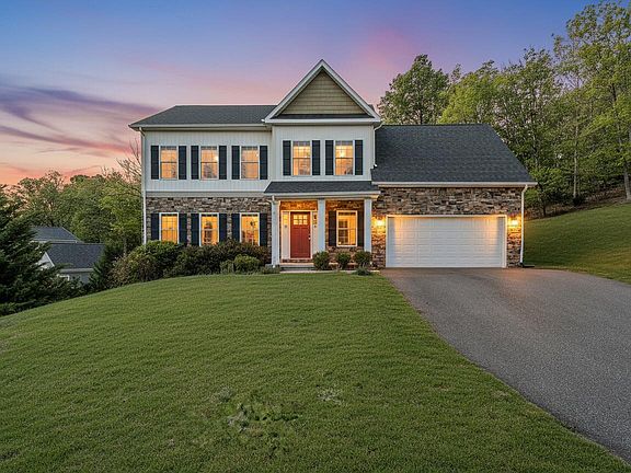 3rd image of 4235 Berkeley Place Dr