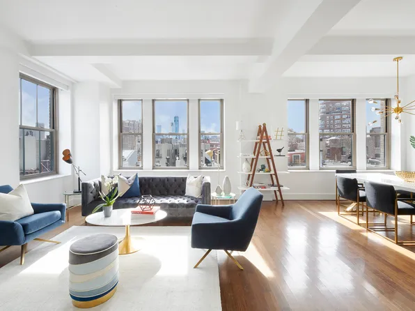 147 Waverly Place image 1 of 14