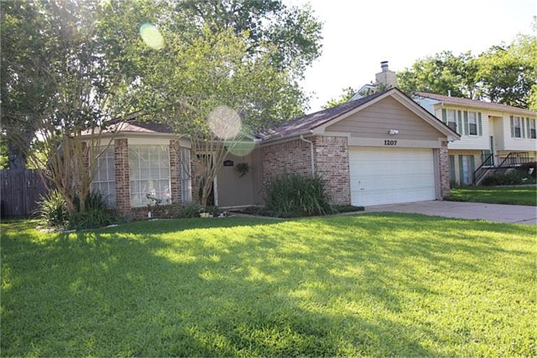1st image of 1207 Briarmead Dr