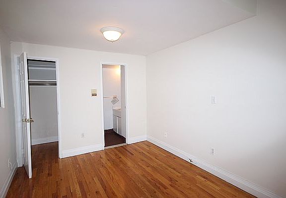 5th image of 243 W 76th St APT 4B