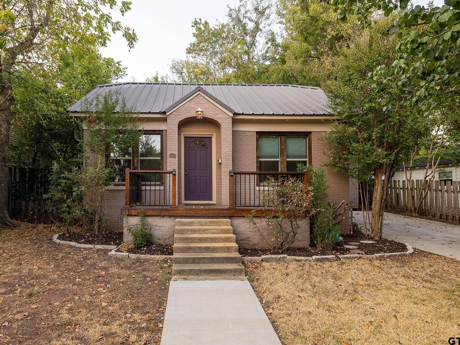 302 E Callahan St, Tyler, TX 75701 Zillow