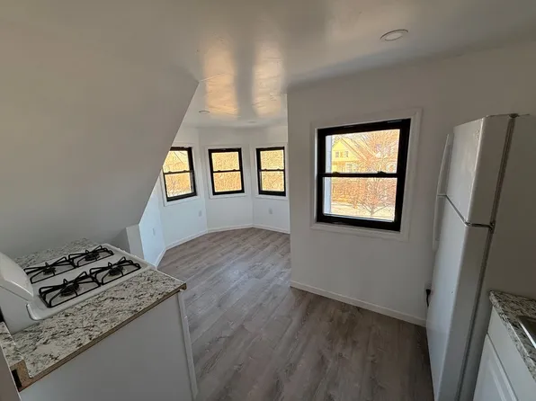 84 N Allen St #3, Albany, NY 12203