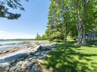 87 Patricia Ln, Saint George, ME 04860