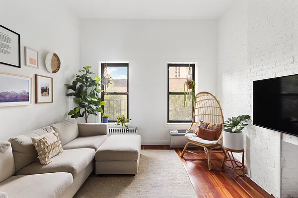 Sold by Cooper & Cooper Real Estate | media 1