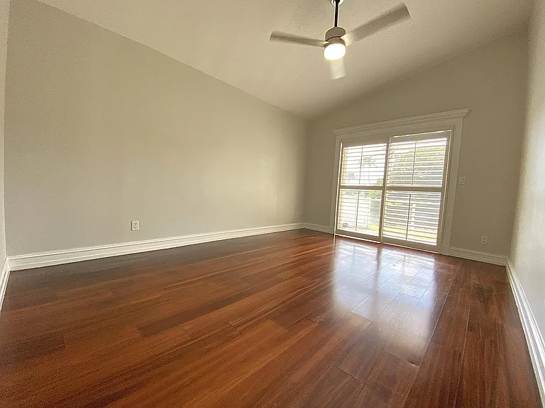 88 Buxton Ln — Photo 16