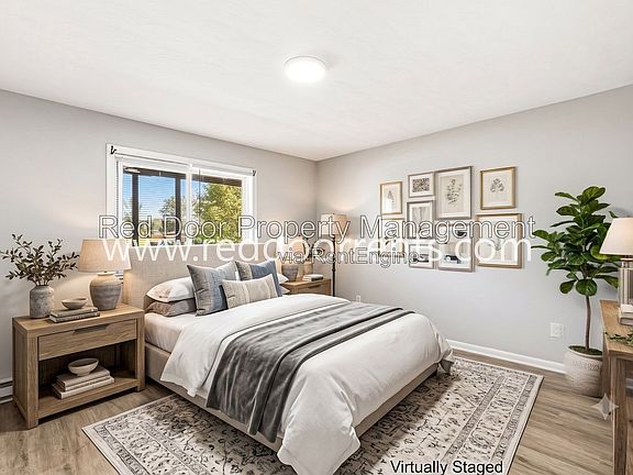 3rd image of 10291 Medallion Dr #150