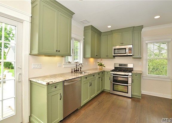 2nd image of 98 W 10th St