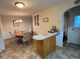 13 Broadway Ter #13, Newtonville, MA 02460