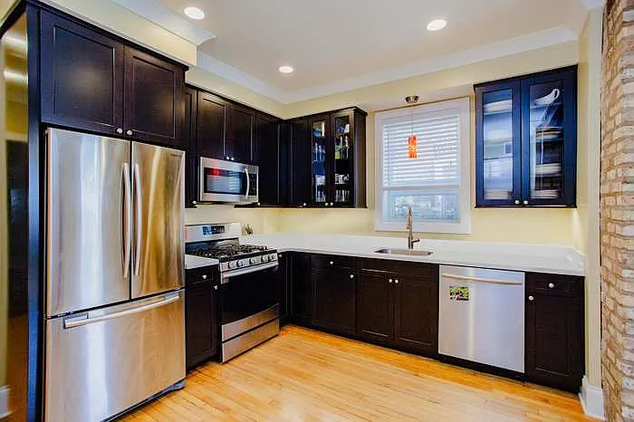 2721 W Winnemac Ave #2 — Photo 2