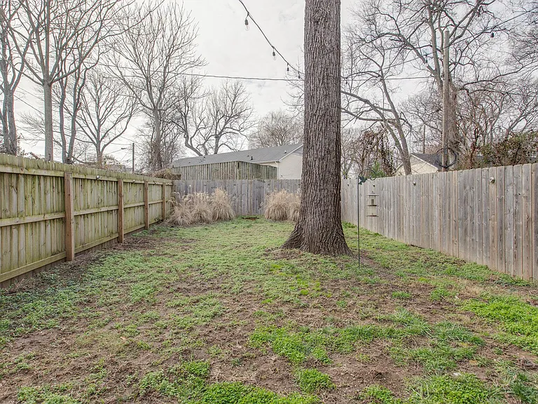2815B W Kirkwood Ave — Photo 43