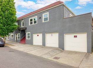 1034 SE Washington St APT 1, Portland, OR 97214