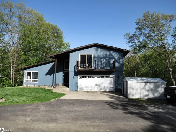 2718 Old Vineyard Rd, Keokuk, IA 52632