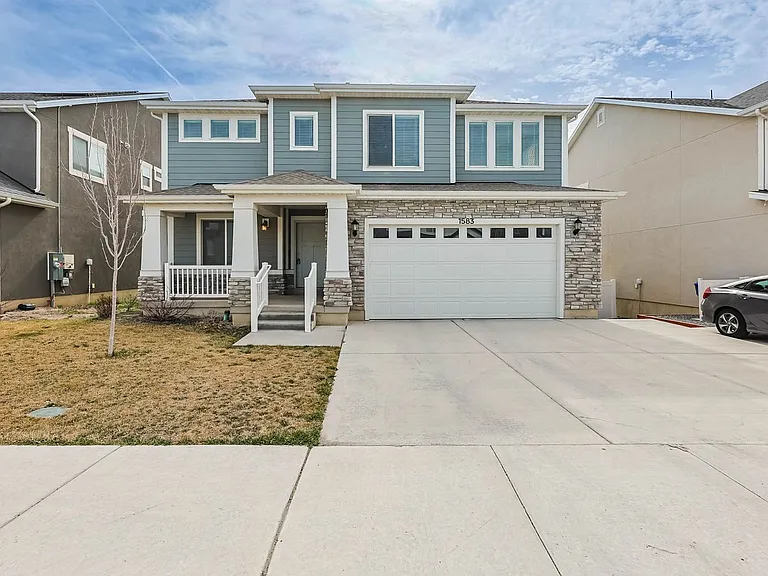 1583 W Quailhill Rd — Photo 1