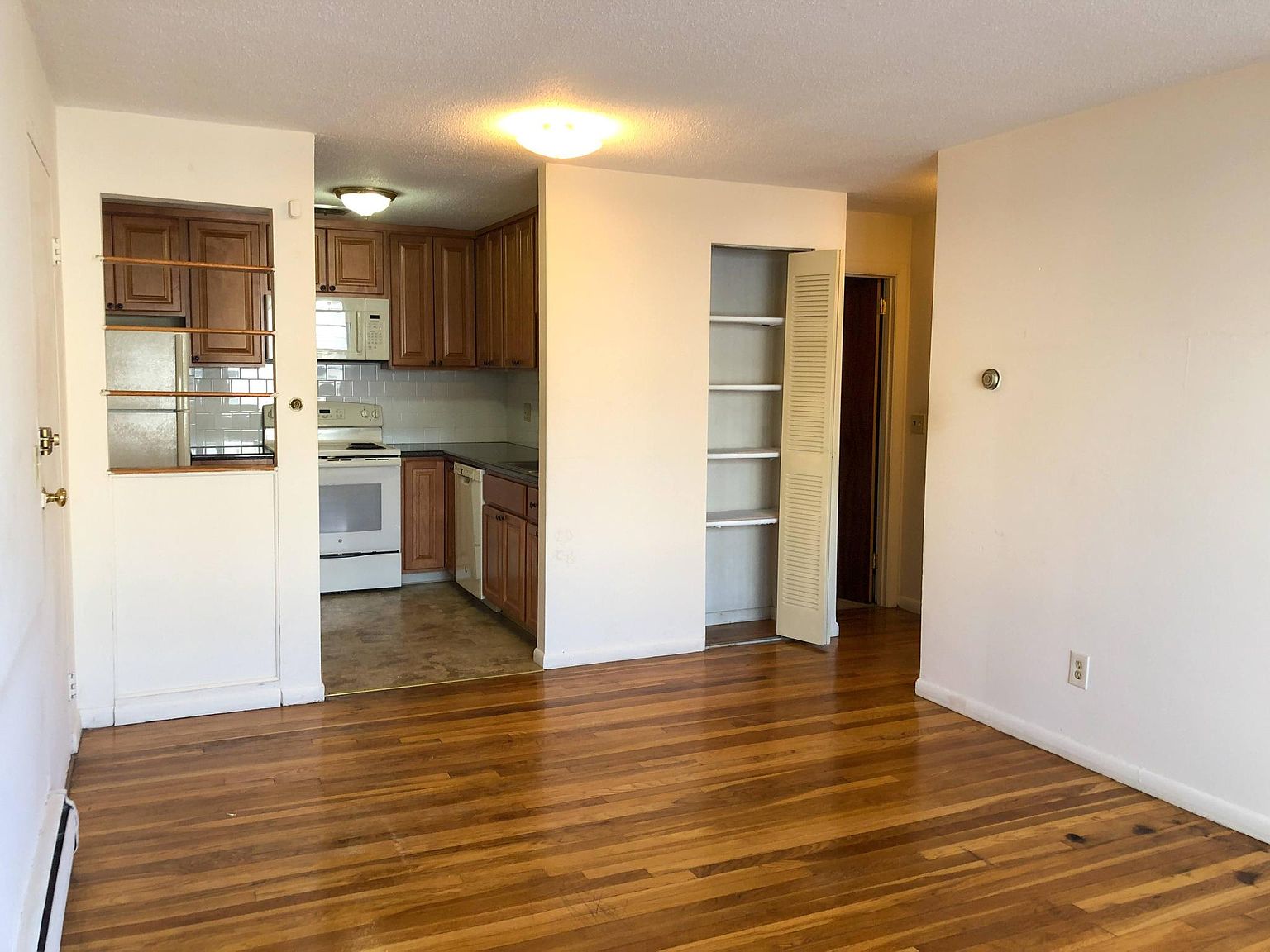 685 Moody St Apt 2 Waltham Ma 02453 Zillow 685 Moody St Apt 2 Waltham Ma 02453 Zillow