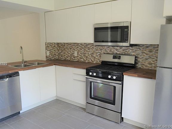 2nd image of 7818 Dixie Beach Cir