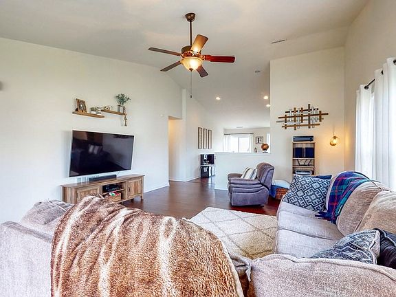 4th image of 5355 N Monica Ct