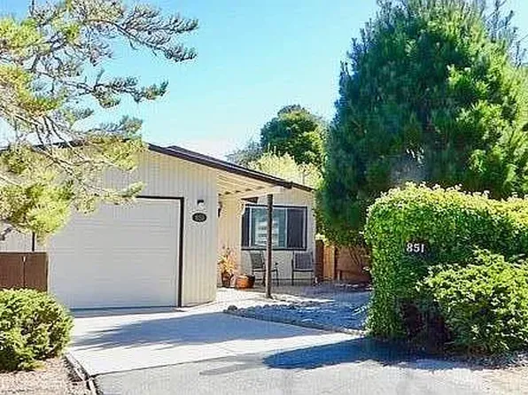 851 Fountain Ave, Monterey, CA 93940