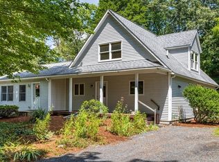 14 Maple St, Stow, MA 01775
