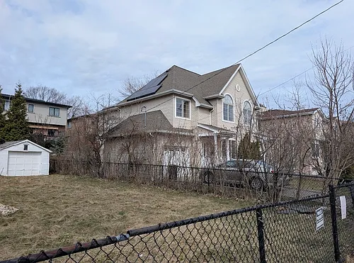 2471 7th St Photo 1