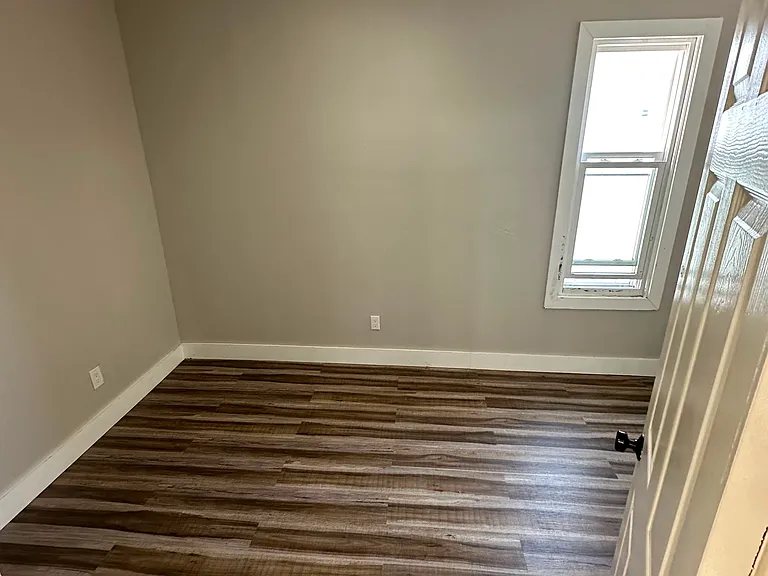 97 Clifton Ave #3 — Photo 8