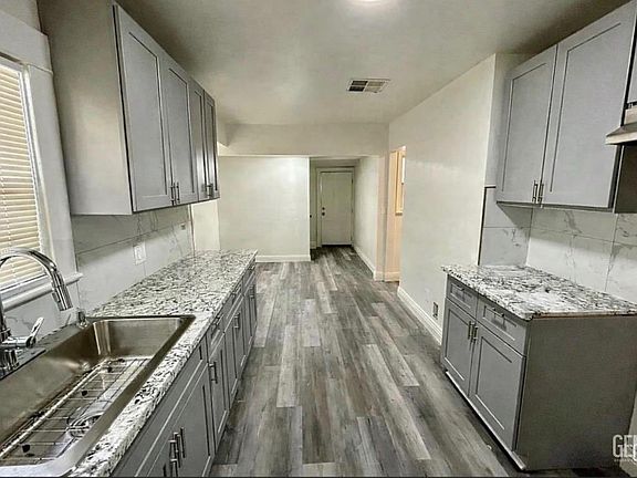 4th image of 1311 E 18th St