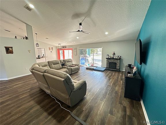 2nd image of 3090 SW Timberlake Rd