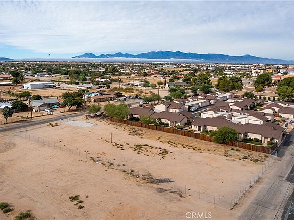 4th image of 14878 Sequoia St