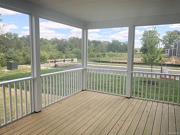 5th image of 7758 Millikin Ln