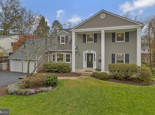 6017 Commack Ct, Springfield, VA 22152