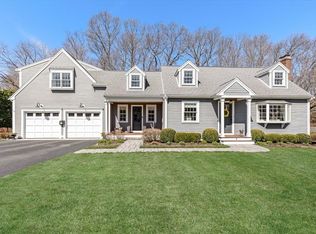 4 Nichols Rd, Hingham, MA 02043