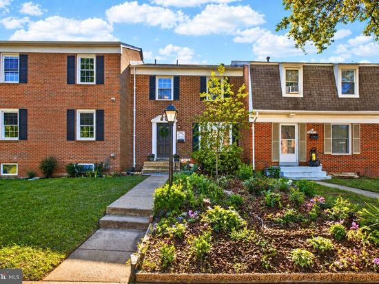 7534 Campbell Ct, Manassas, VA 20109