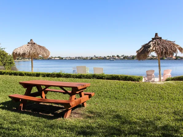 1000 Scotia Drive #304, Hypoluxo, FL 33462