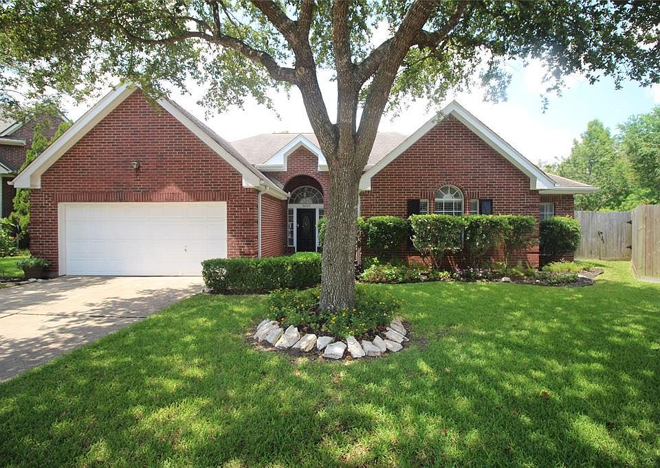 1st image of 1605 Oak Trace Ct