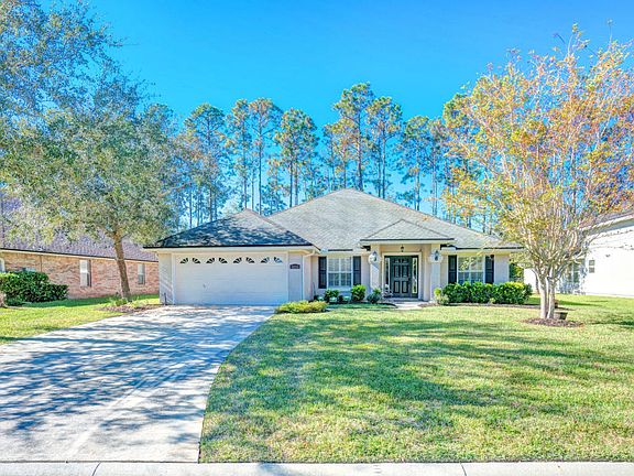 4th image of 2113 Thorn Hollow Ct