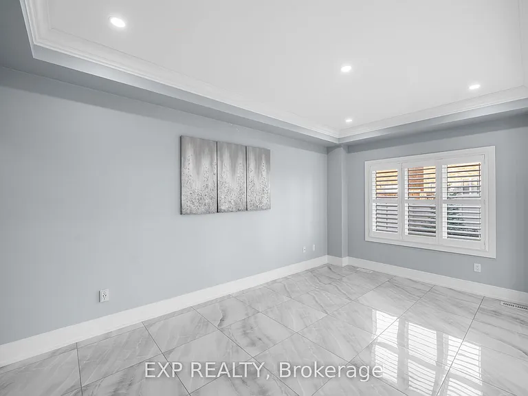 35 Tyndall Dr — Photo 11