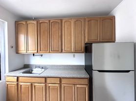 21-67 33rd St, Astoria, NY