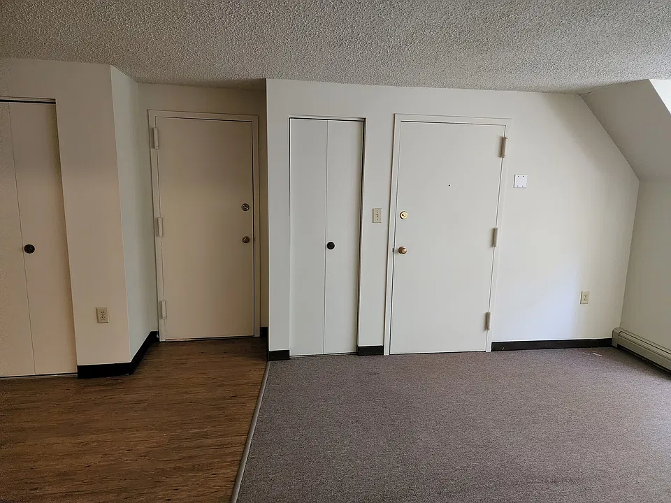 9 Northern Avenue Hts #22