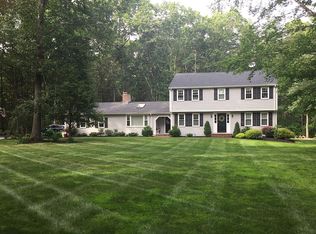 300 Gardner St, Hingham, MA 02043