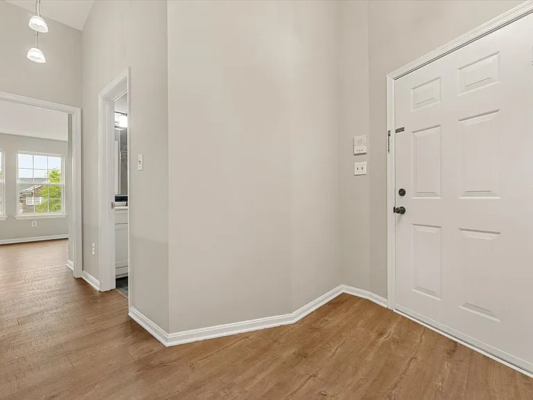 2400 Dominion Dr #3E — Photo 3