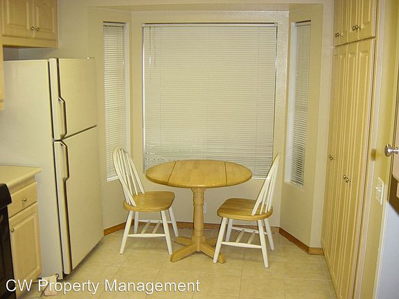 5th image of 8850 Villa La Jolla Dr Unit 205