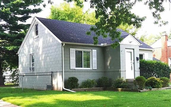 2nd image of 21904 Harper Lake Ave