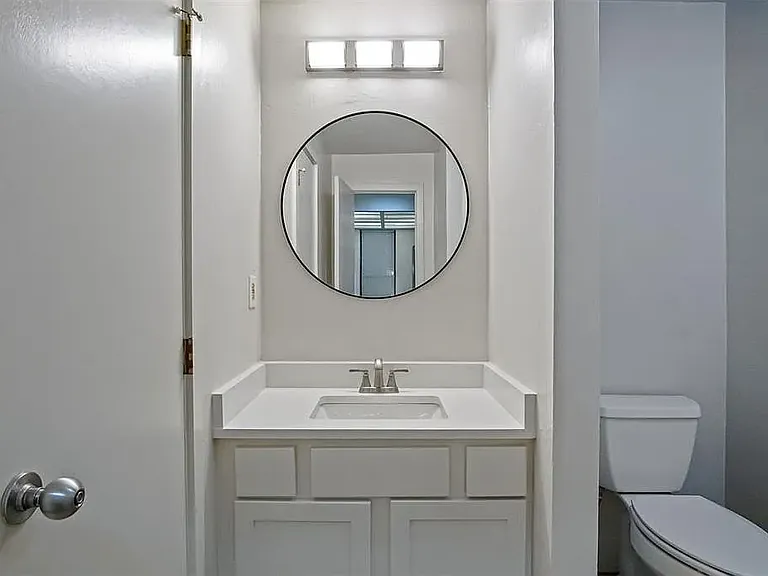 901 NW 7th St #103 — Photo 2